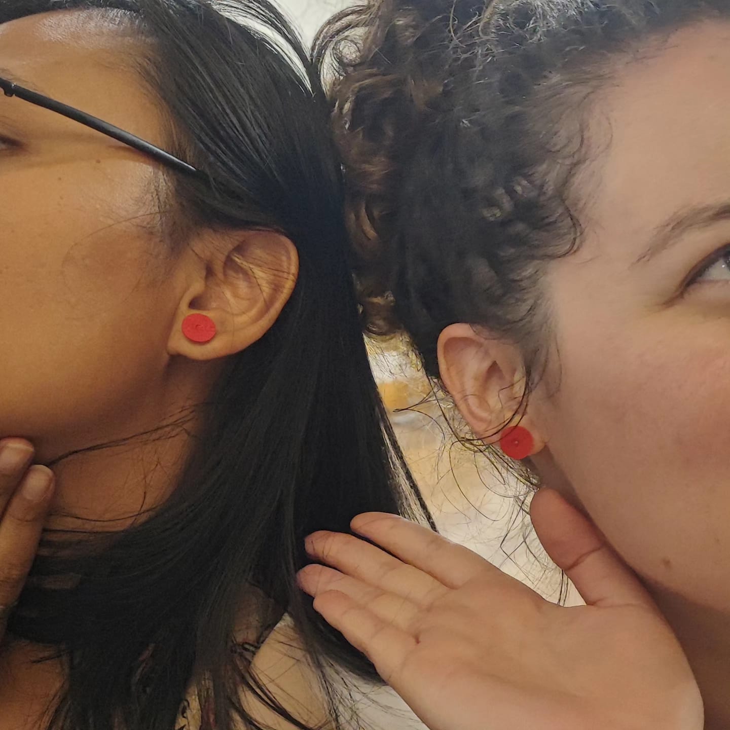 umatic earrings